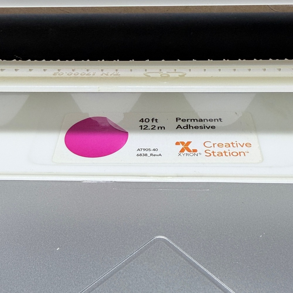 Xyron Creative Station 9" 5" Manual Sticker Maker Laminator Magnet Machine - Picture 3 of 16